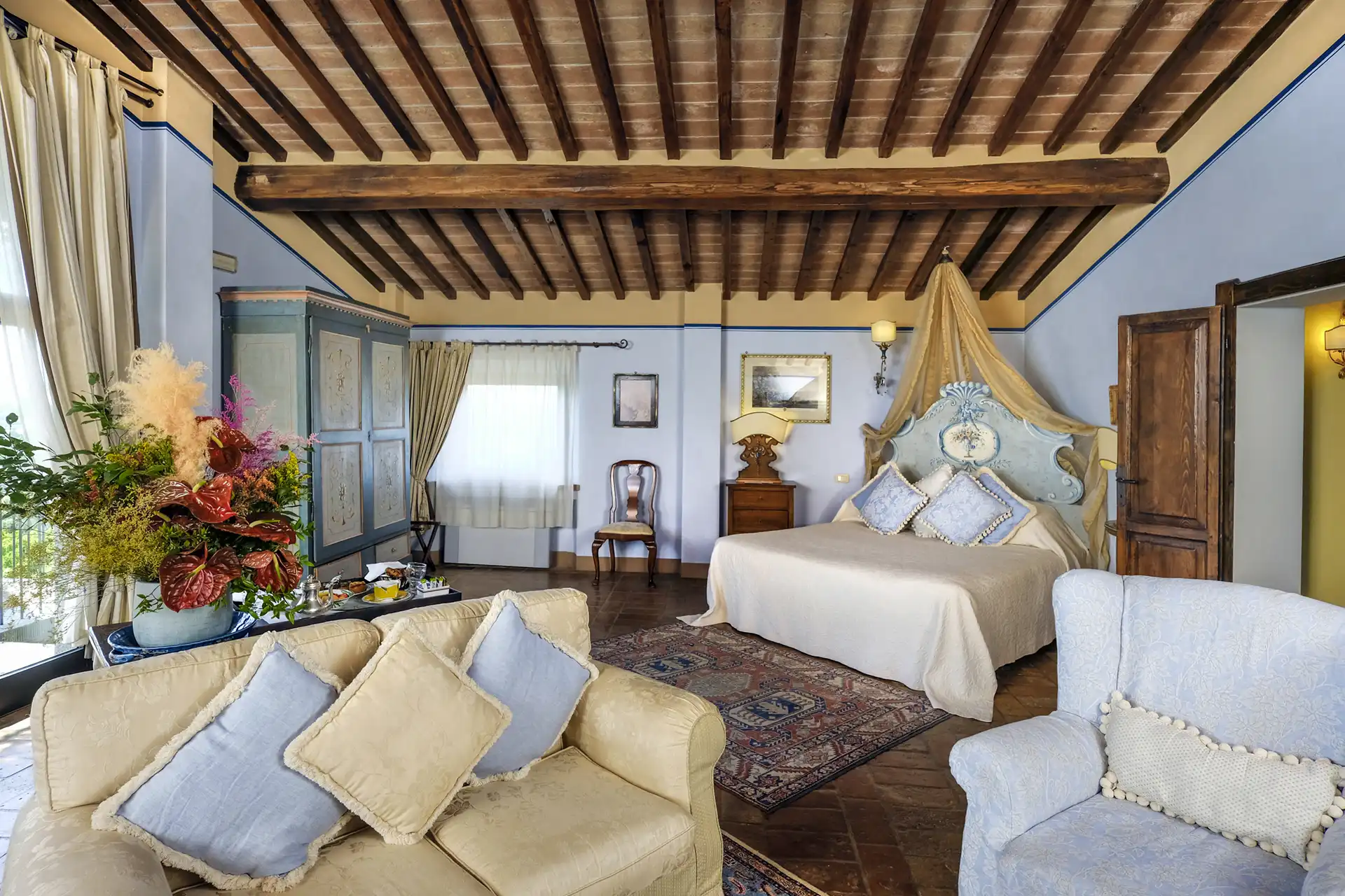 Interno living winery master suite Il Falconiere