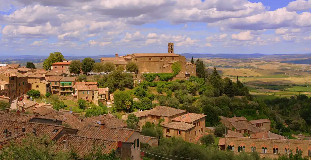 Veduta Montalcino Toscana